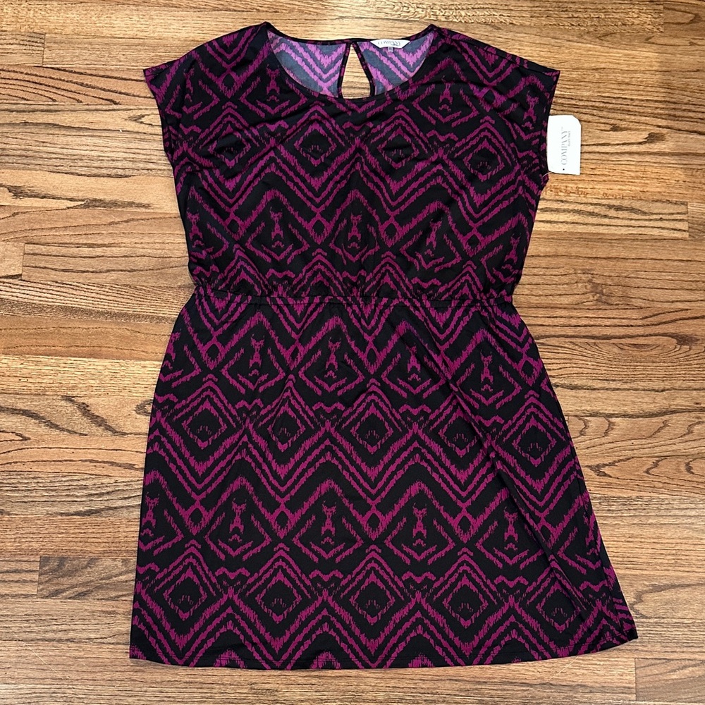 NWT-  women’s Company Ellen Tracy - Berry and Black dress. Size XXL